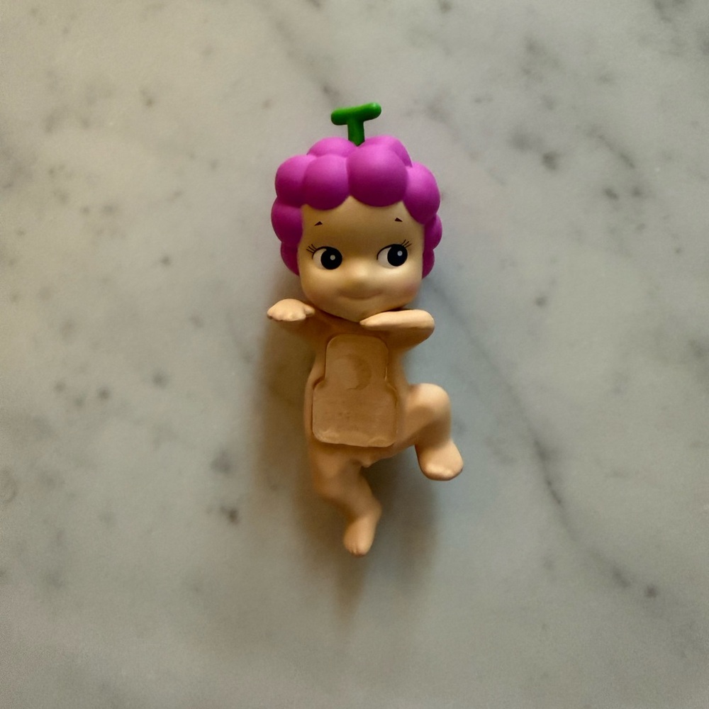 Brand new Sonny Angel Harvest Series Hipper Grape